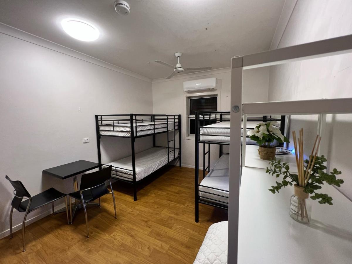 Tomato Backpackers Hostel Bundaberg Exterior photo