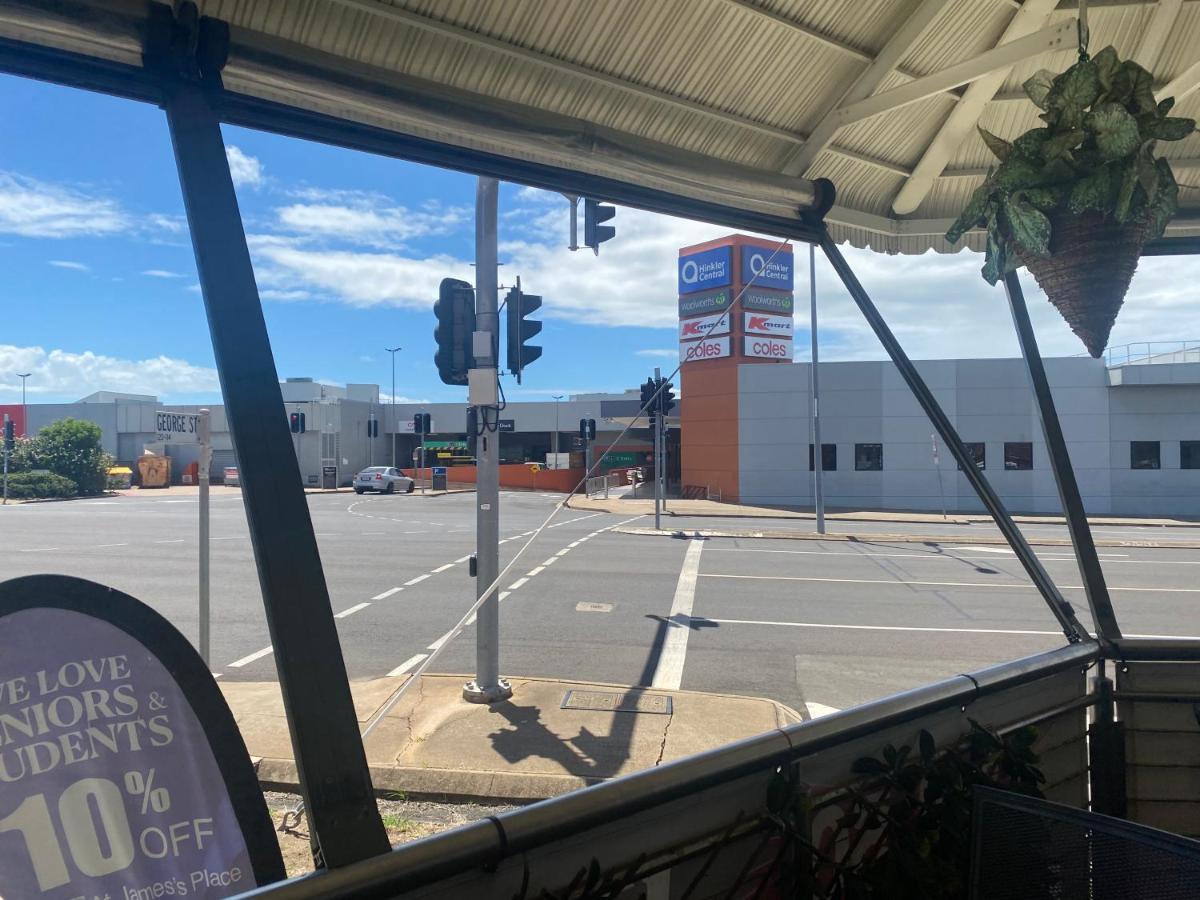 Tomato Backpackers Hostel Bundaberg Exterior photo