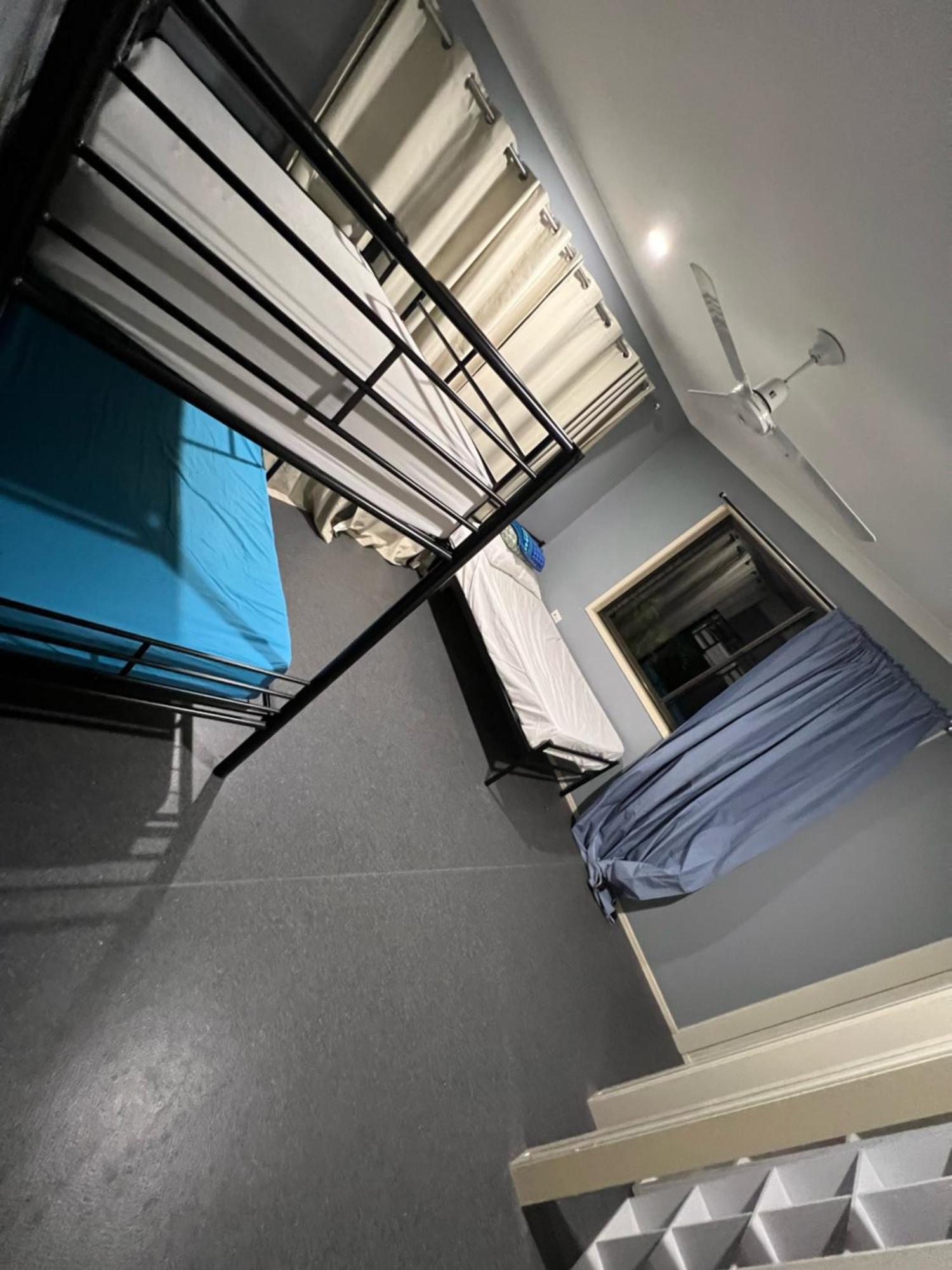 Tomato Backpackers Hostel Bundaberg Exterior photo