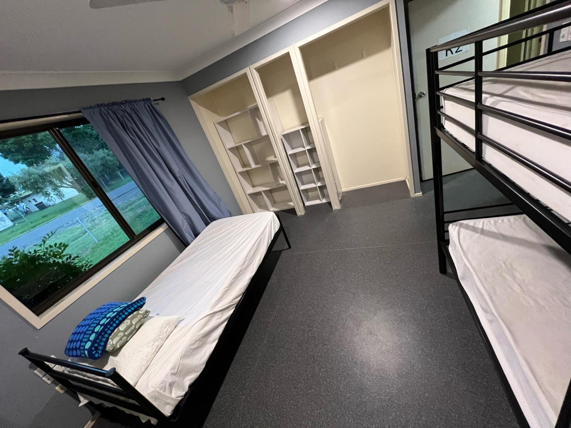 Tomato Backpackers Hostel Bundaberg Exterior photo